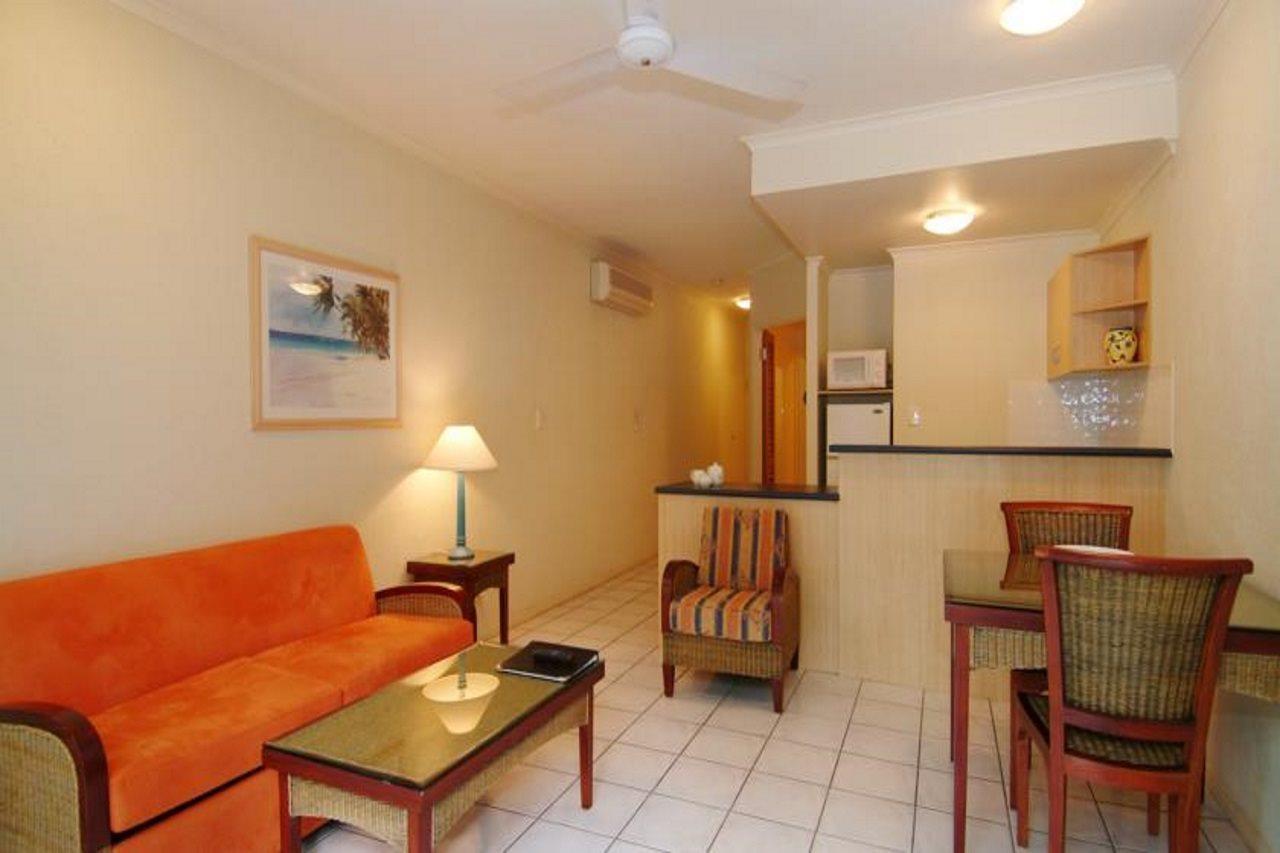 Trinity Beach Club Holiday Apartments Exterior photo