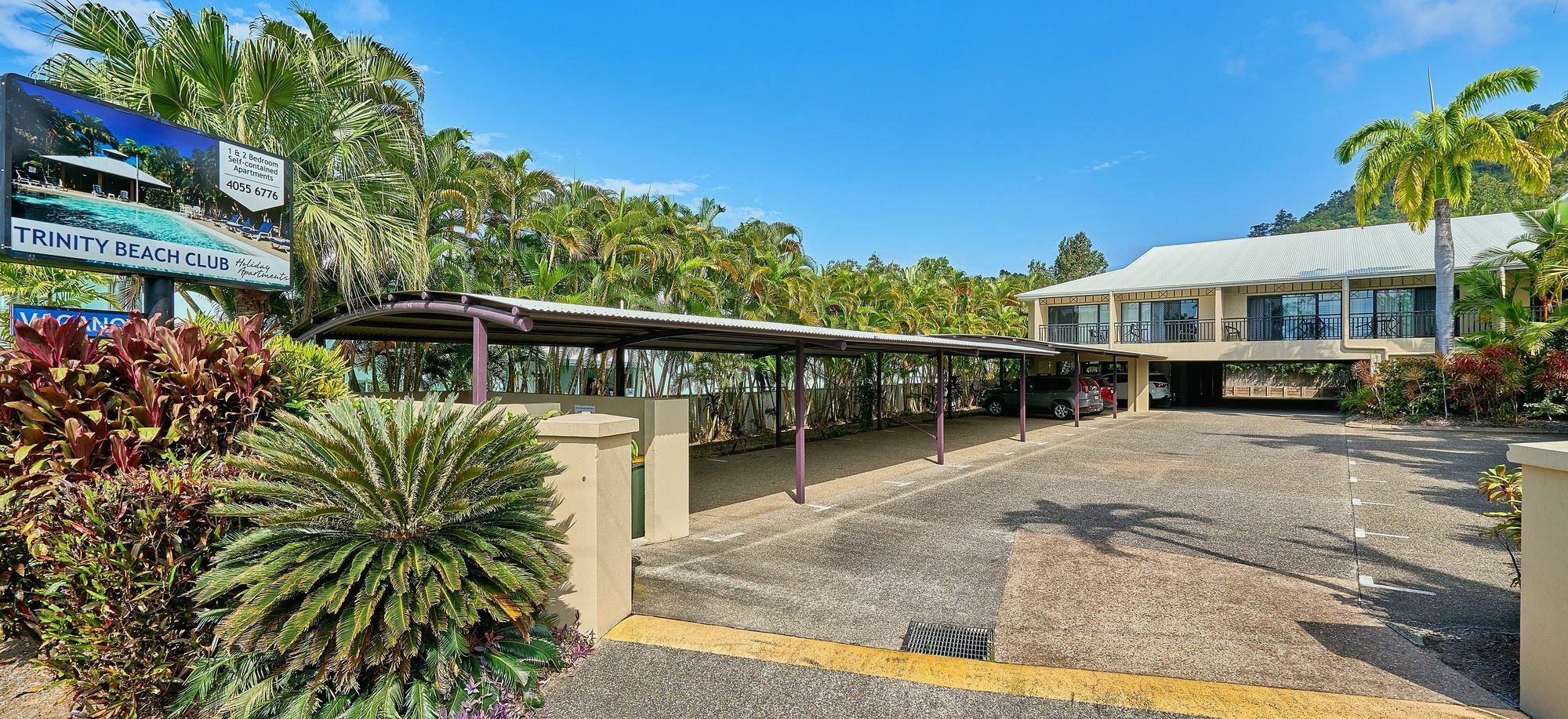 Trinity Beach Club Holiday Apartments Exterior photo